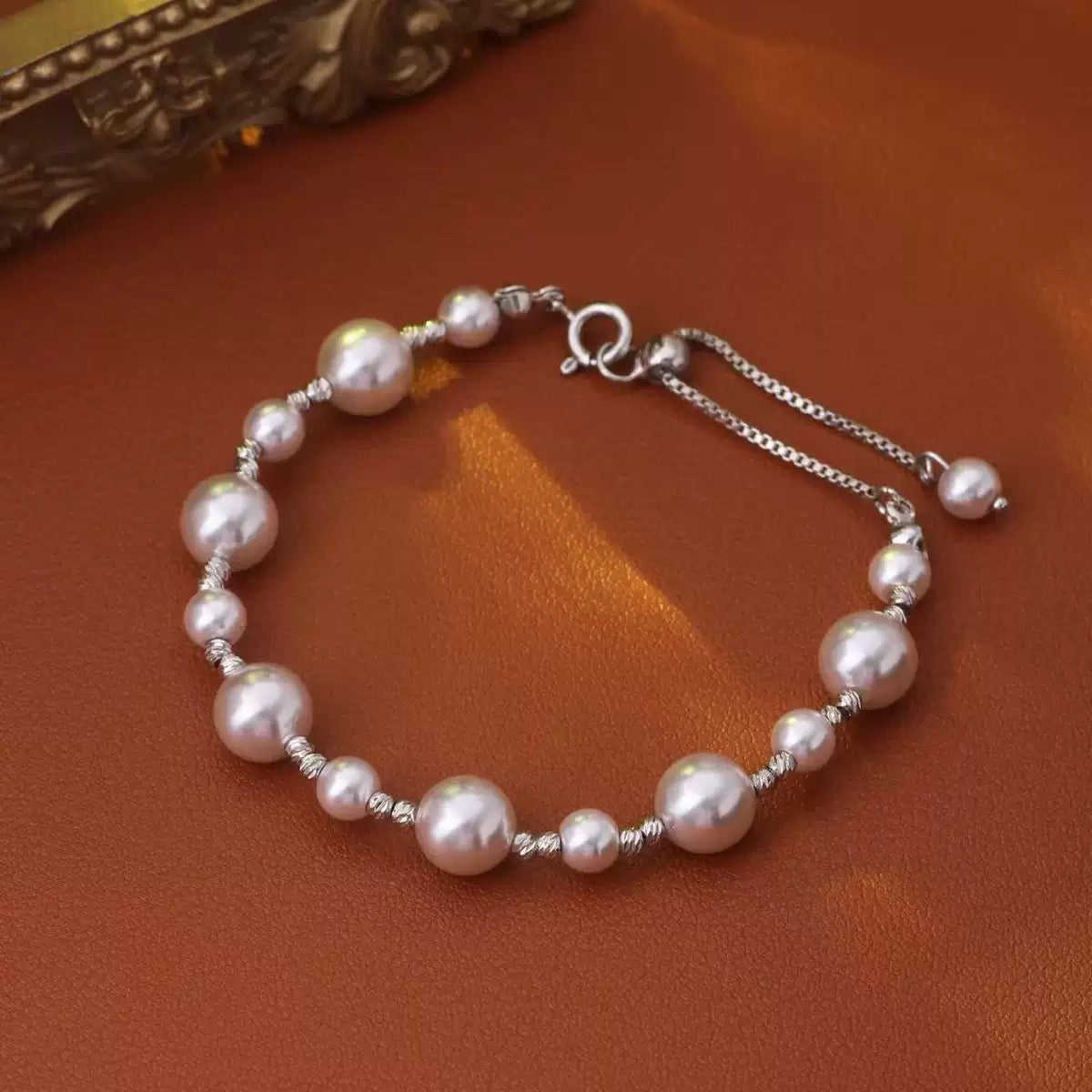 Popular pearl bracelet, light luxury, niche, exquisite and high-end bracelet
