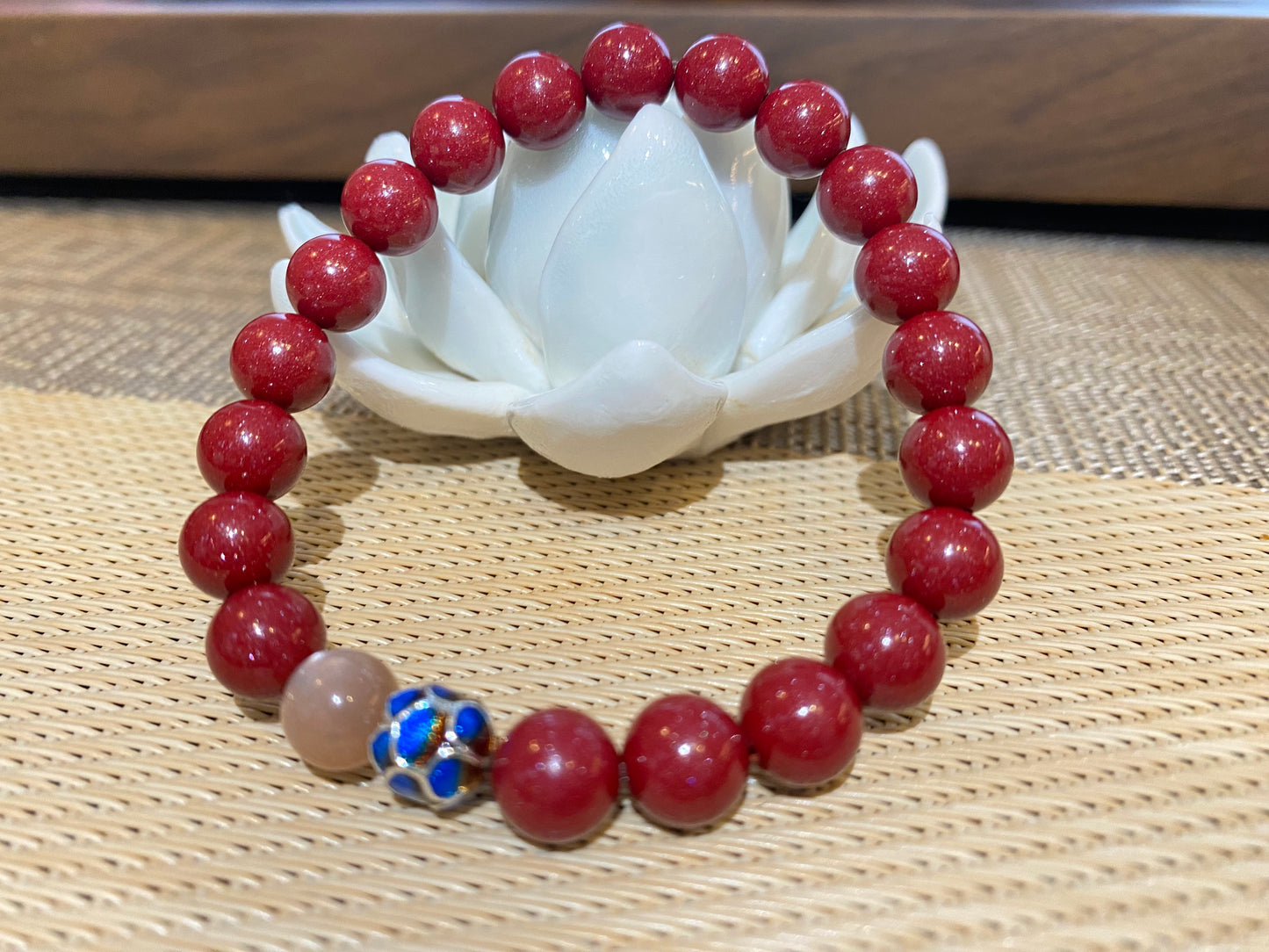 天然朱砂 Natural cinnabar lotus bracelet