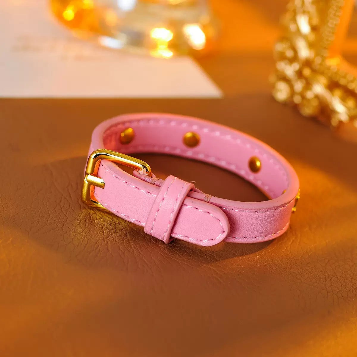 2025 New Product Triumphal Arch Vintage Cow Leather Bracelet for Women, European and American Niche Design, Retro Luxury Bracelet for Women