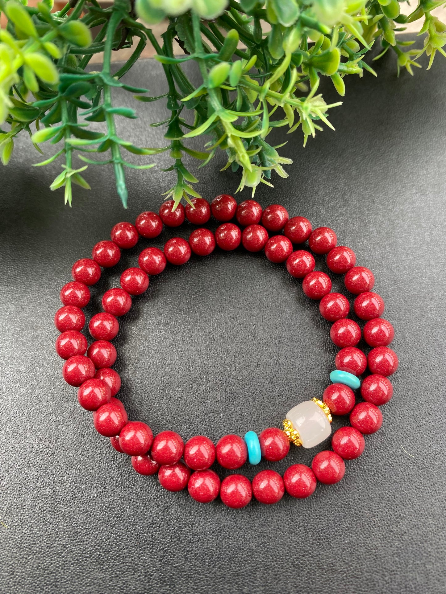 Cinnabar bracelet, worn in the year of the zodiac to ward off evil and block evil to ensure safety.