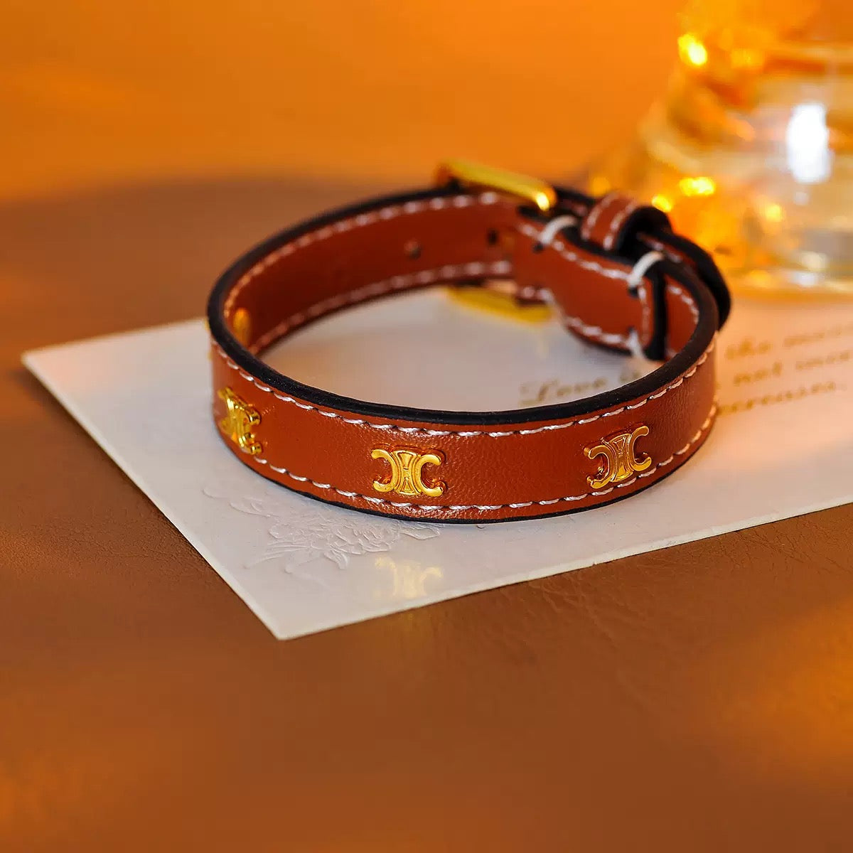 2025 New Product Triumphal Arch Vintage Cow Leather Bracelet for Women, European and American Niche Design, Retro Luxury Bracelet for Women