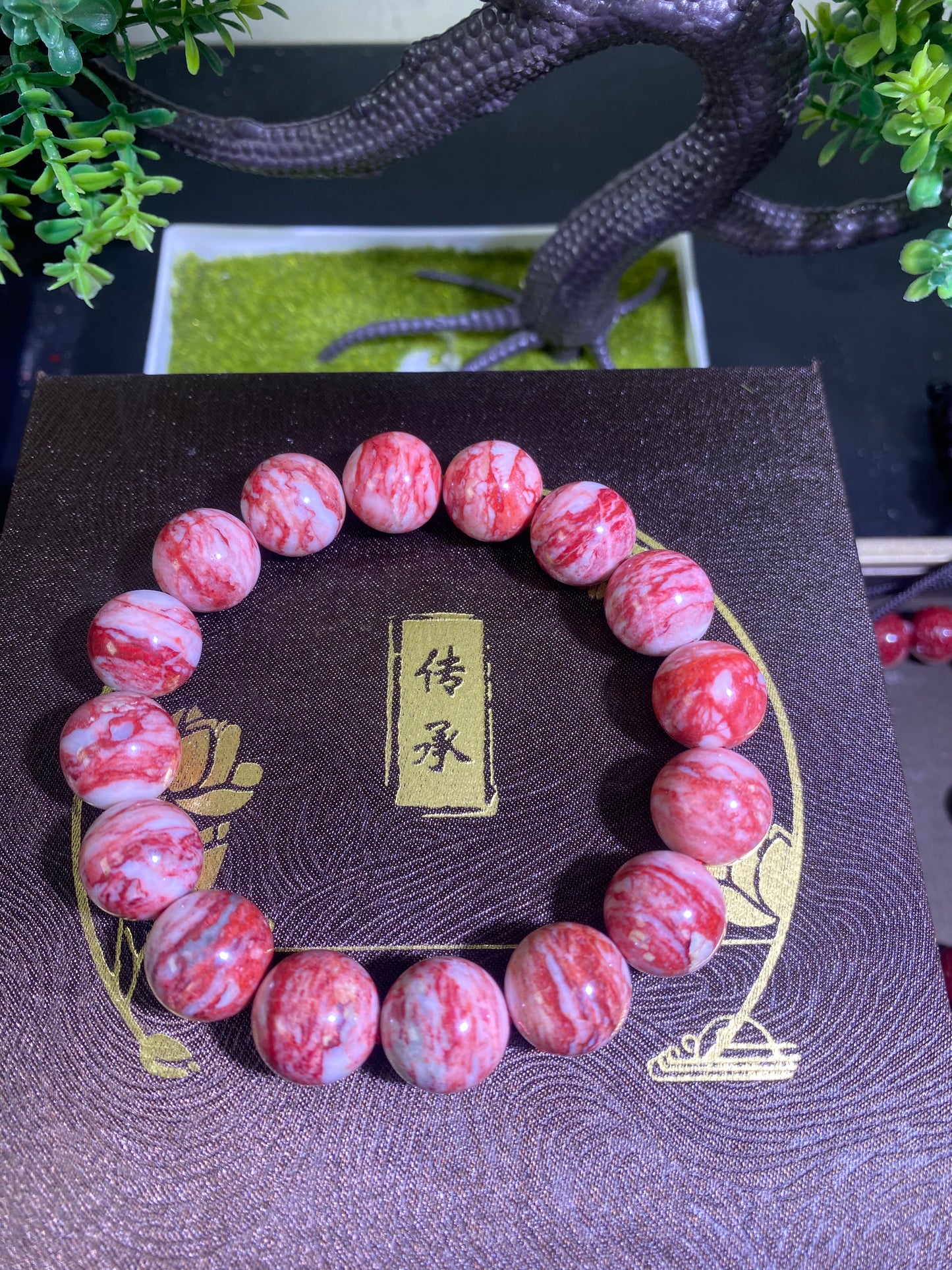 朱砂原石手串Cinnabar raw stone bracelet