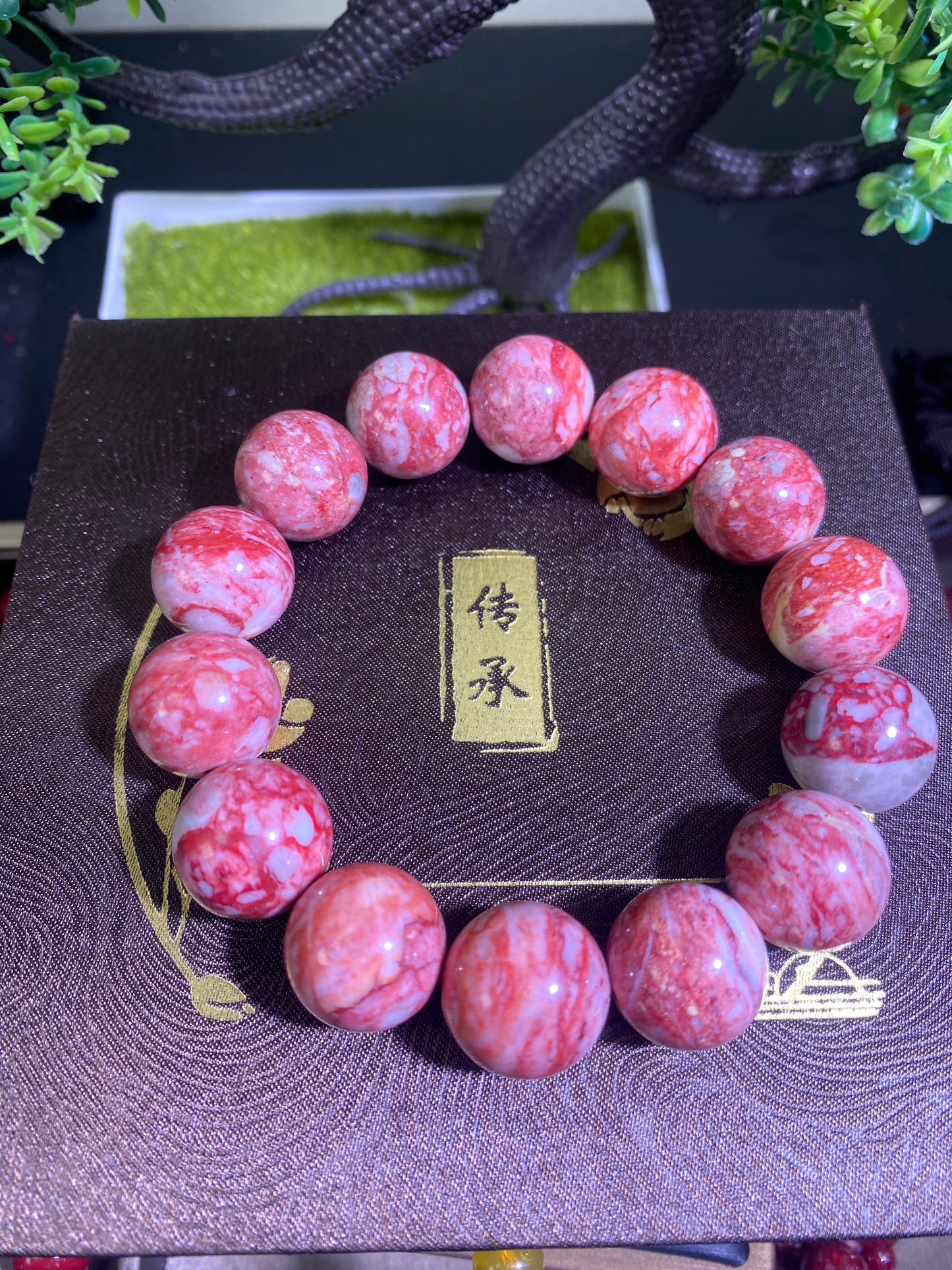 朱砂原石手串Cinnabar raw stone bracelet